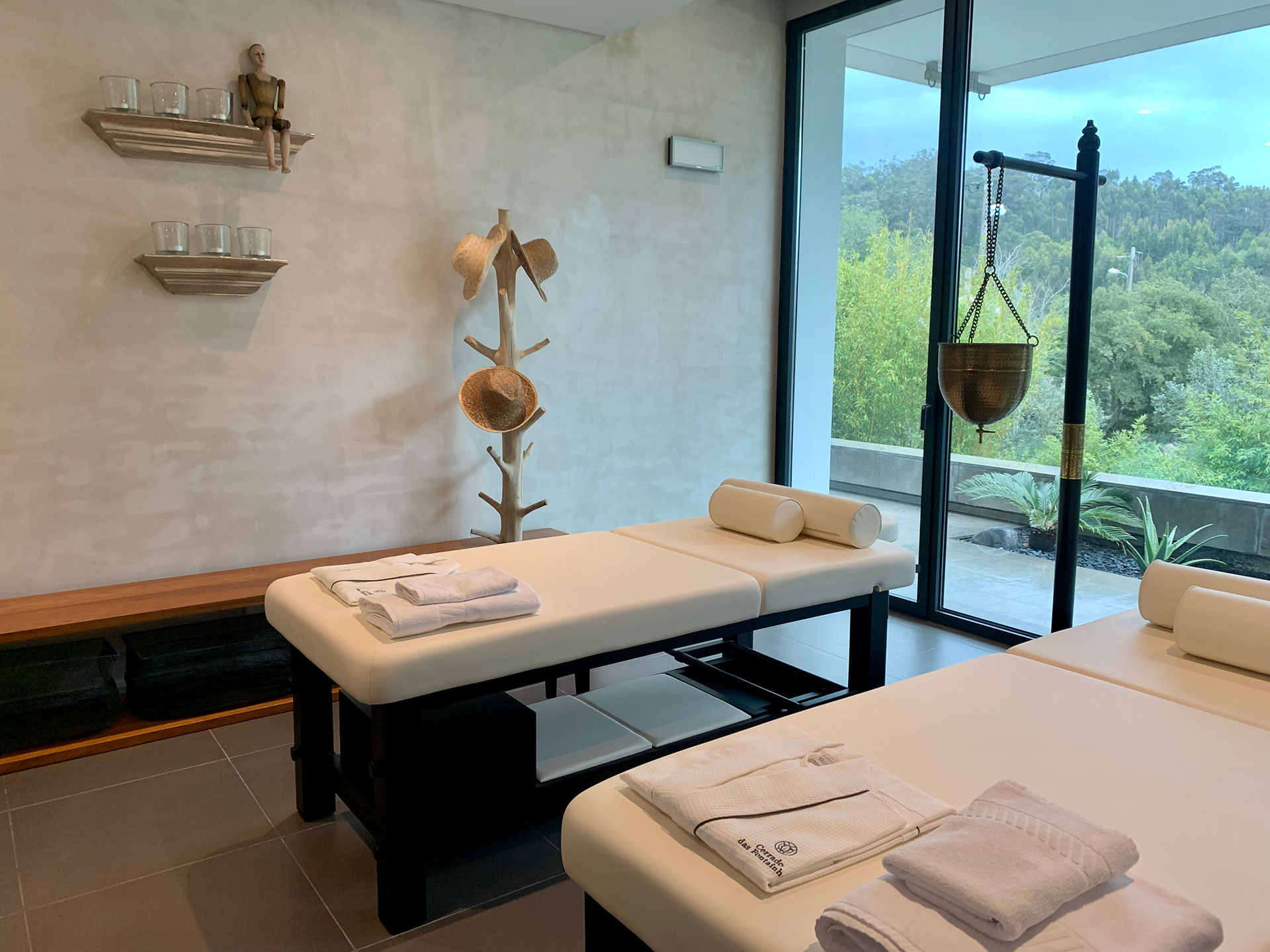 stay-lisbon-accommodation-events-weddings-corporate-catering-lisboa-spa-booking-massage-venue-rental-local-hotel-villa-alojamento-reservar-casamentos-eventos