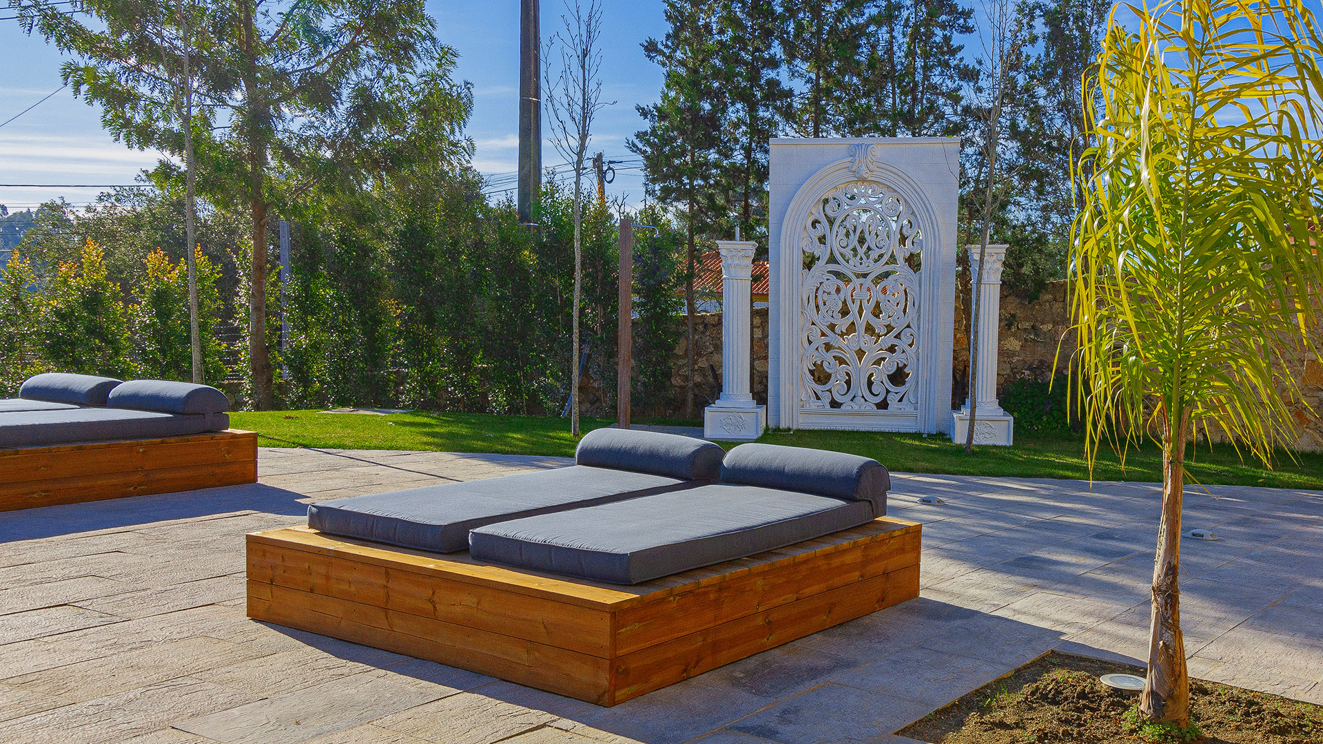 lisboa-Events-corporate-weddings-catering-indian-spa-accommodation-hotel-villa-suite-lisbon-stay-book-retreat-sintra-holidays-ferias-rental