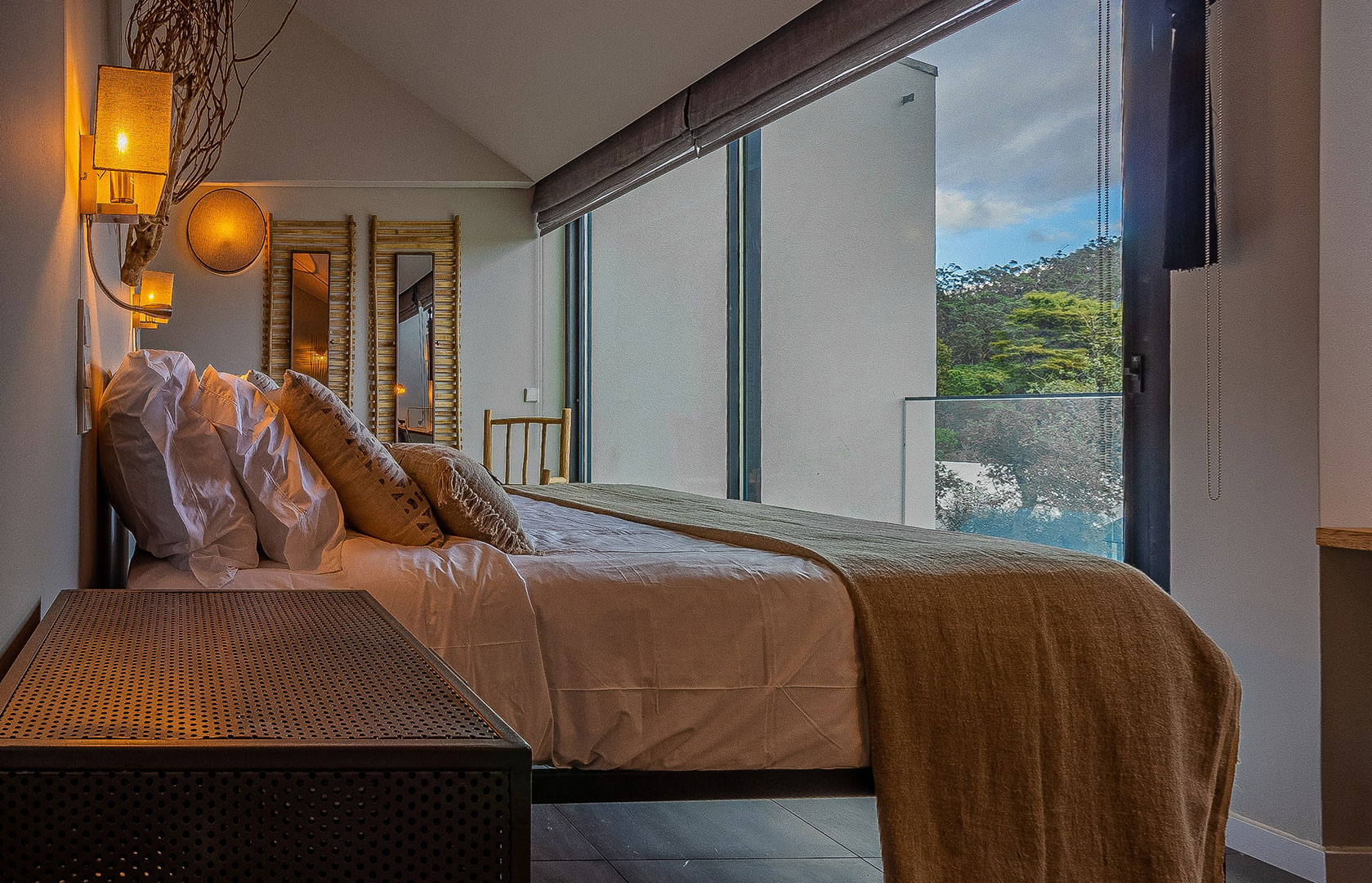 lisboa-Events-corporate-weddings-catering-indian-spa-accommodation-hotel-villa-suite-lisbon-stay-book-retreat-sintra-holidays-ferias-rental