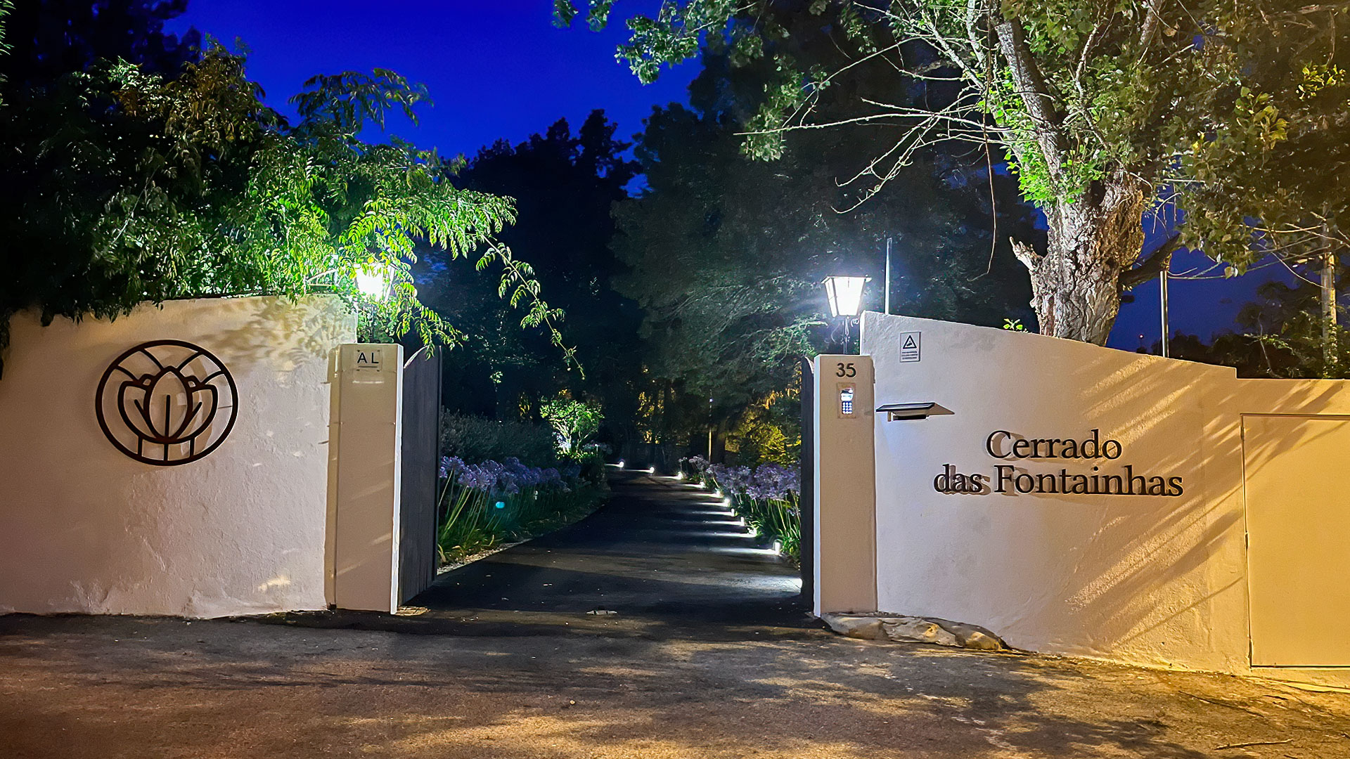 stay-lisbon-accommodation-events-weddings-corporate-catering-lisboa-spa-booking-massage-venue-rental-local-hotel-villa-alojamento-reservar-casamentos-eventos