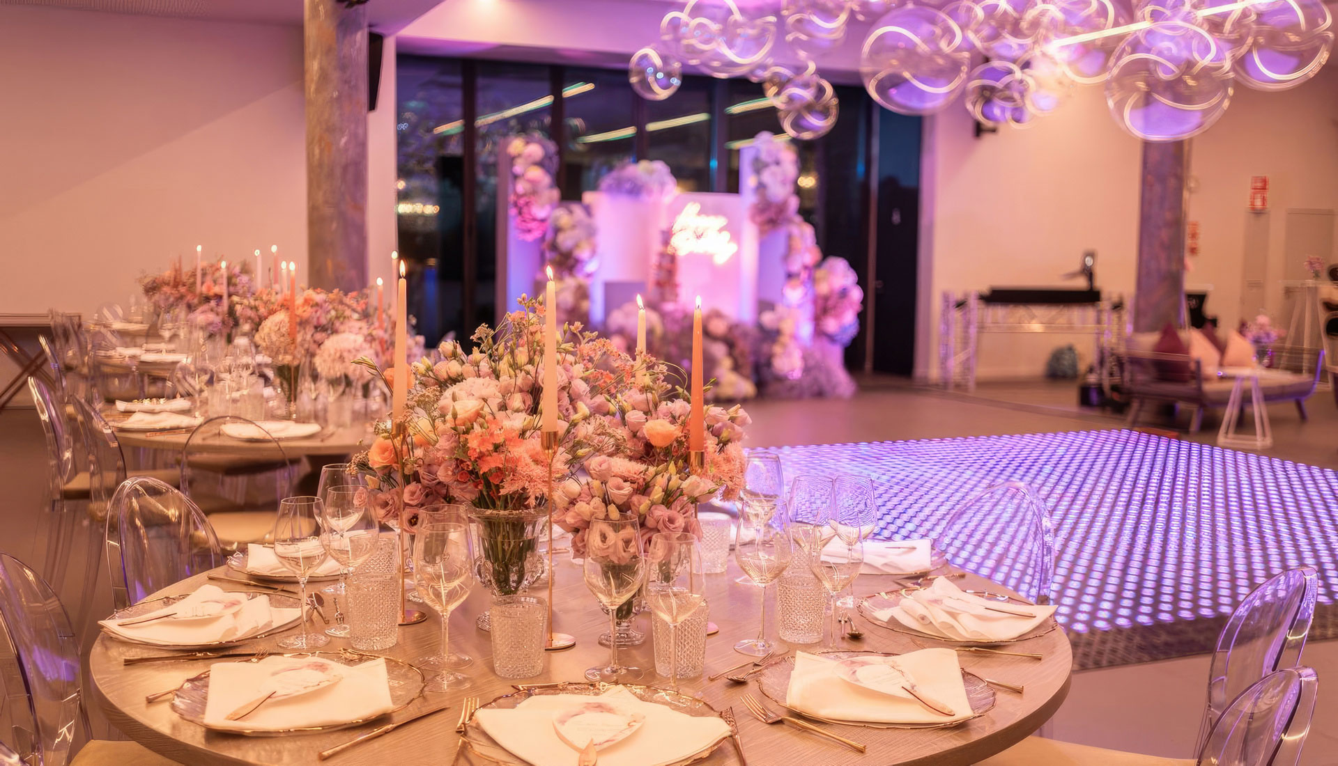 Stay in Lisbon Cerrado das Fontainhas: accommodation, events, weddings, corporate, conferences, catering, spa, villa & hotel rental. Book now for unforgettable experiences.