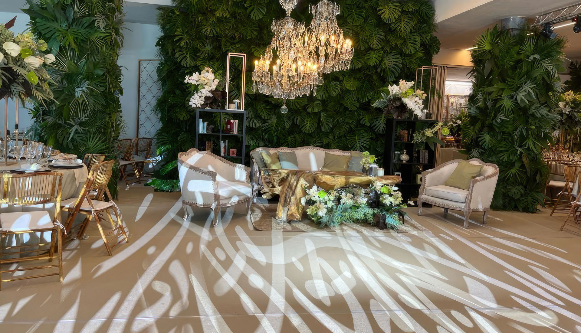 Stay in Lisbon Cerrado das Fontainhas: accommodation, events, weddings, corporate, conferences, catering, spa, villa & hotel rental. Book now for unforgettable experiences.