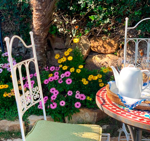 Stay in Lisbon. Best accommodation, events, weddings, corporate, conferences, catering, spa, villa & hotel rental. Book now for unforgettable experiences.